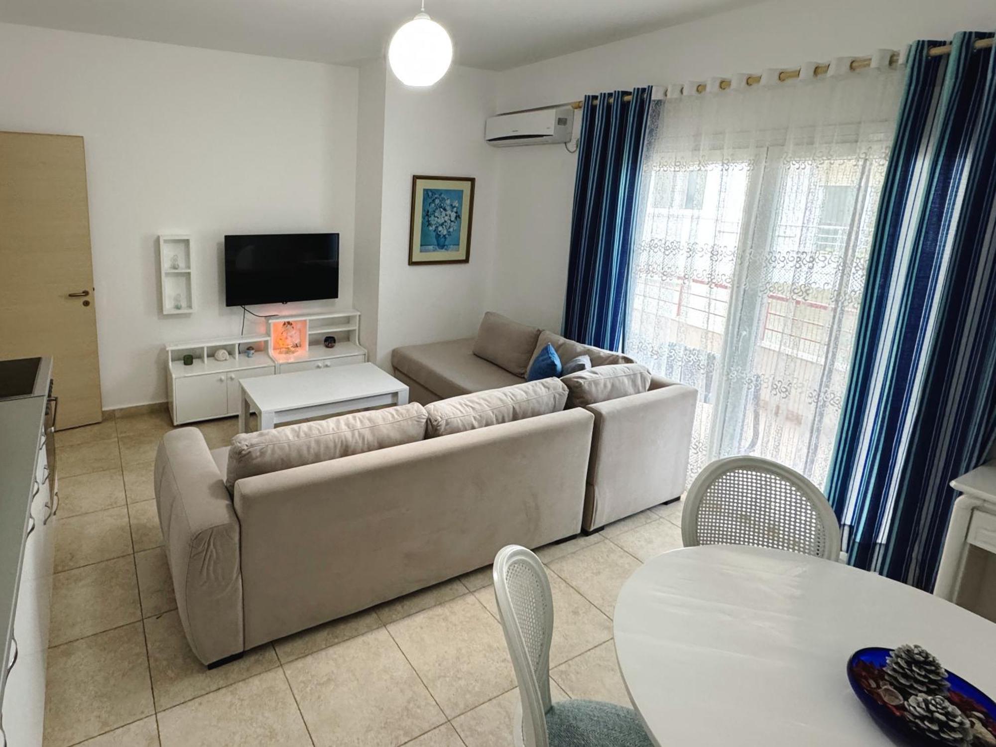 Celeste Bay Apartment Vlore Bagian luar foto
